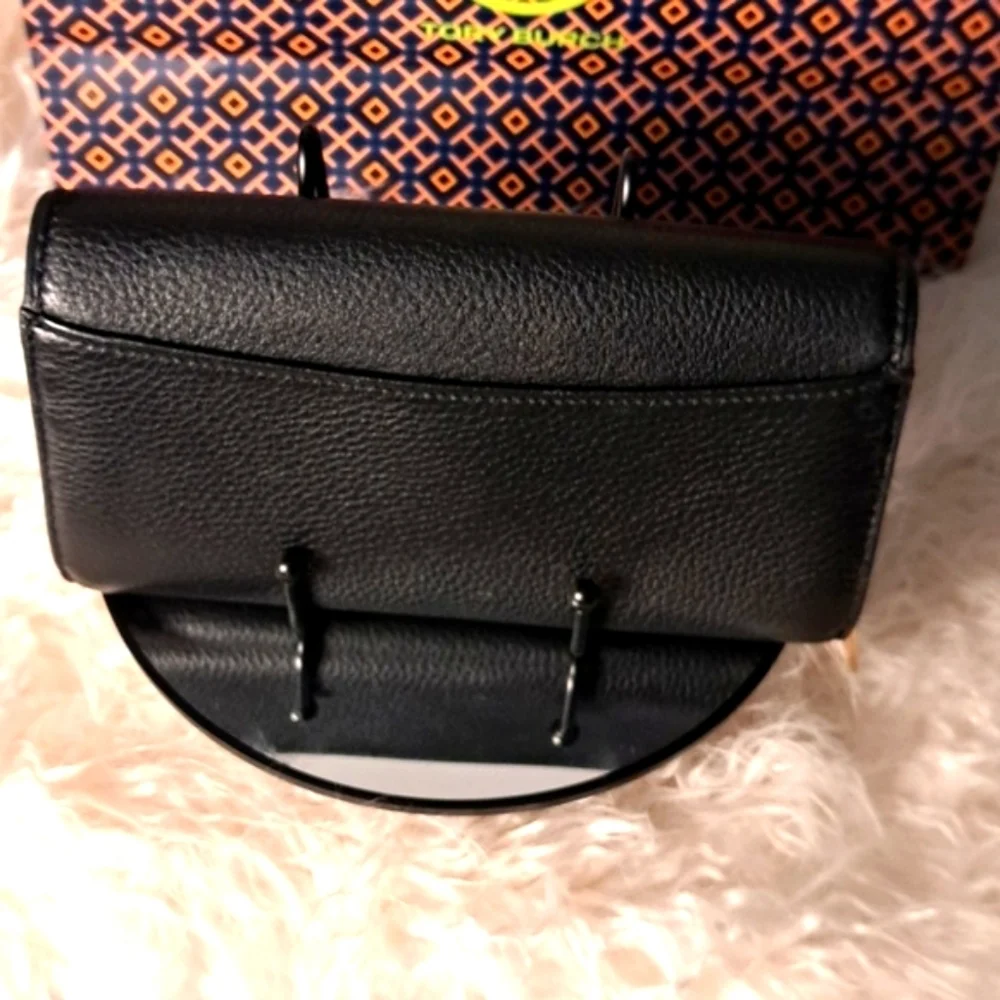 Tory Burch Britten Duo Envelope Continental Wallet EUC